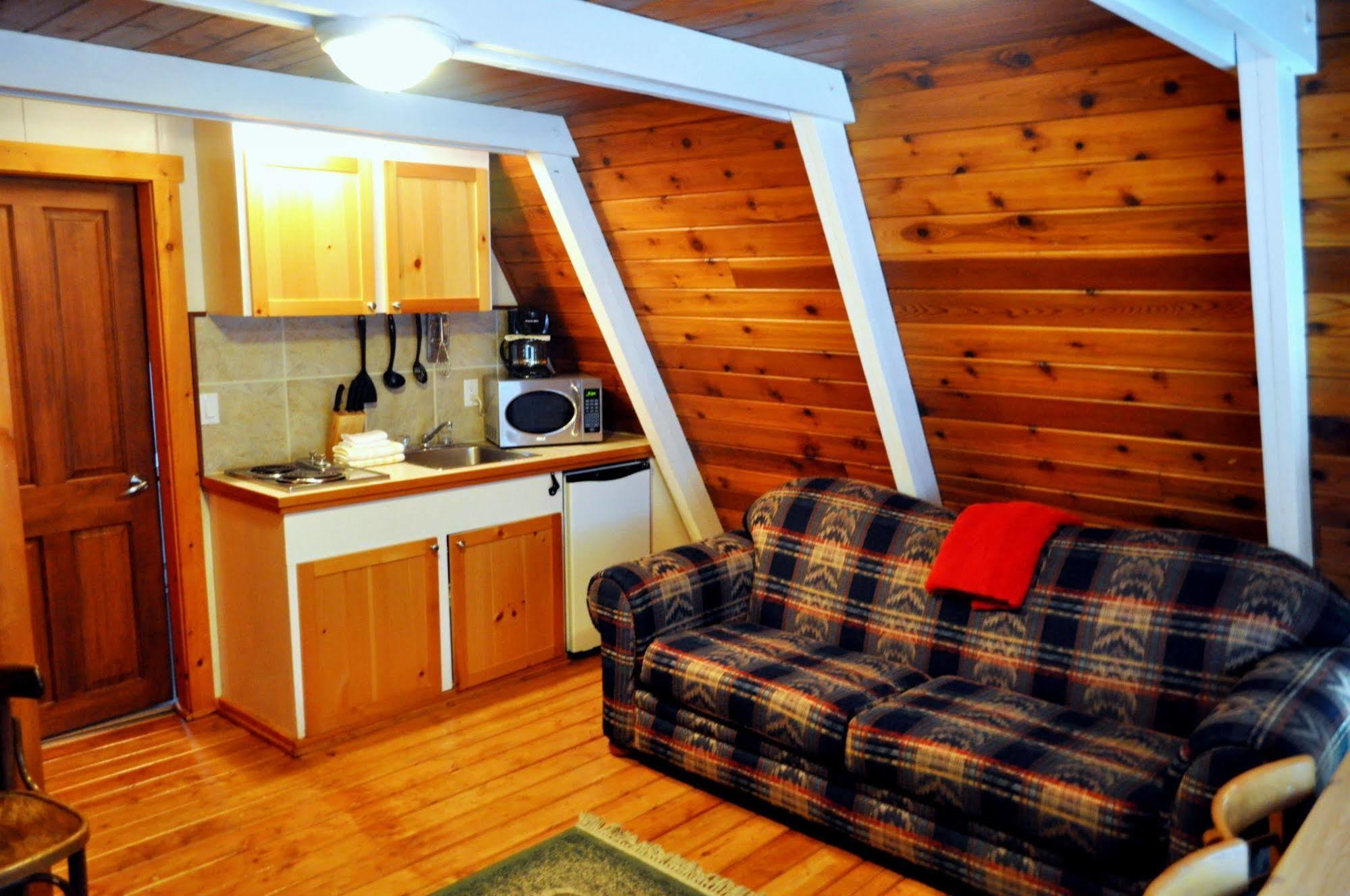 Red Mountain Village Condos Rossland Exterior photo